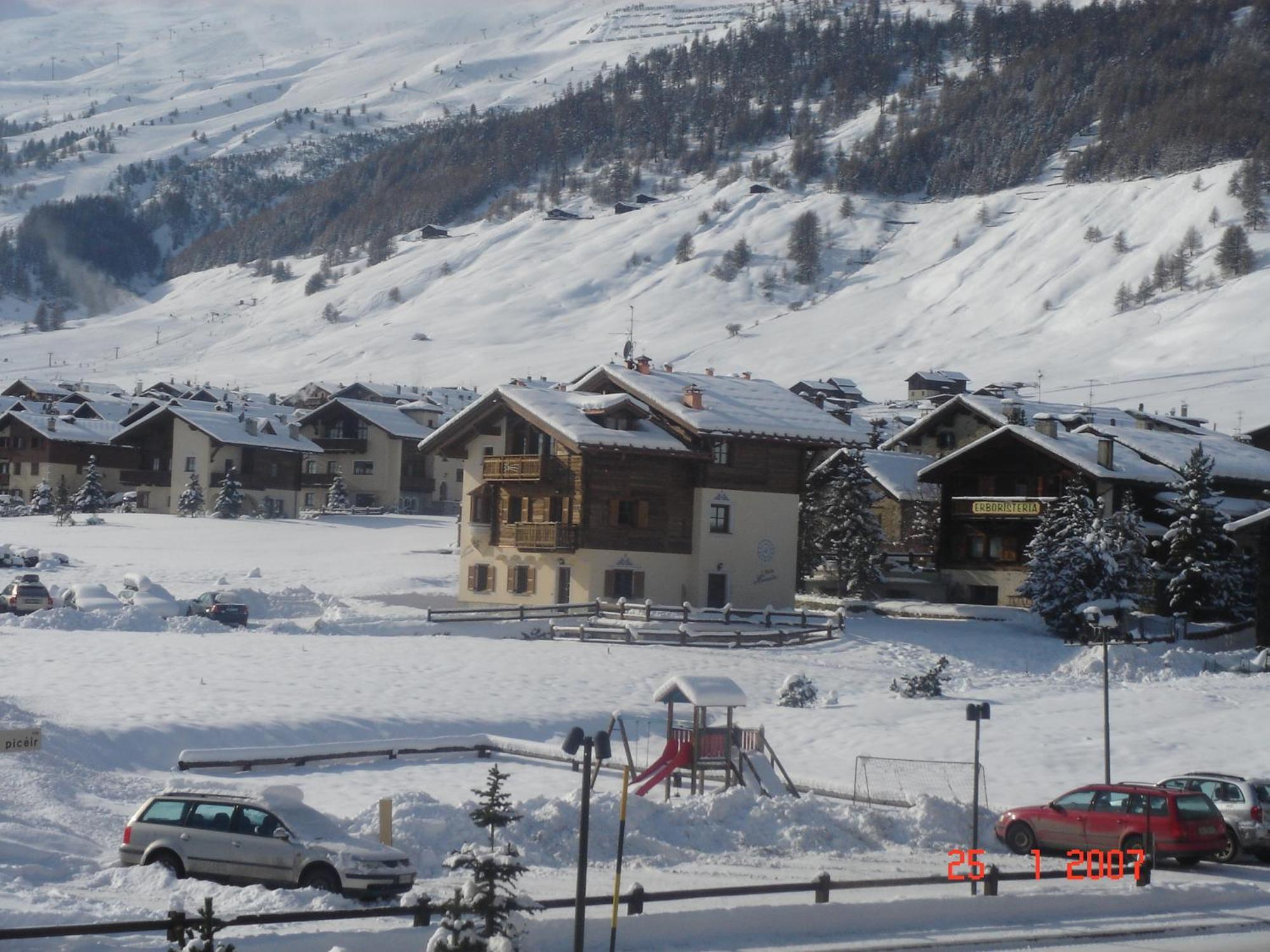 Baita La Cometa Livigno Kültér fotó